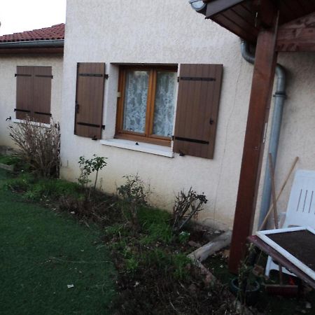 Le Clairefontaine Lägenhet Rillieux-la-Pape Exteriör bild